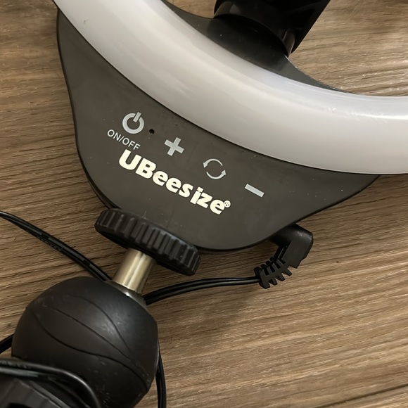 UBeesize LED Ring Light with Tripod - Picture 3 of 6